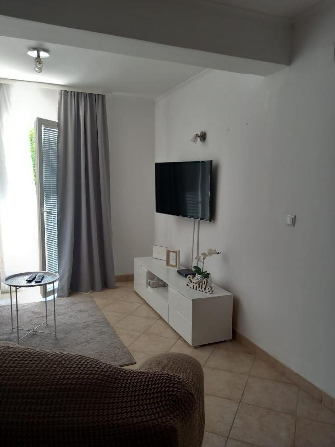 Apartman Nika Ražanac Eksteriør billede